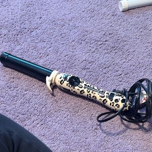 Beachwaver Leopard Print Curling Iron